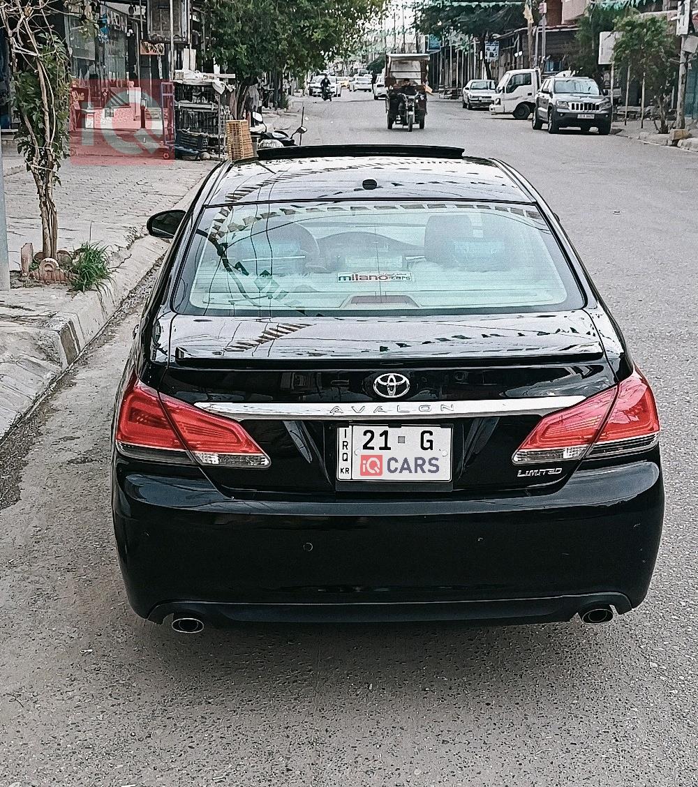 تۆیۆتا ئەڤەلۆن